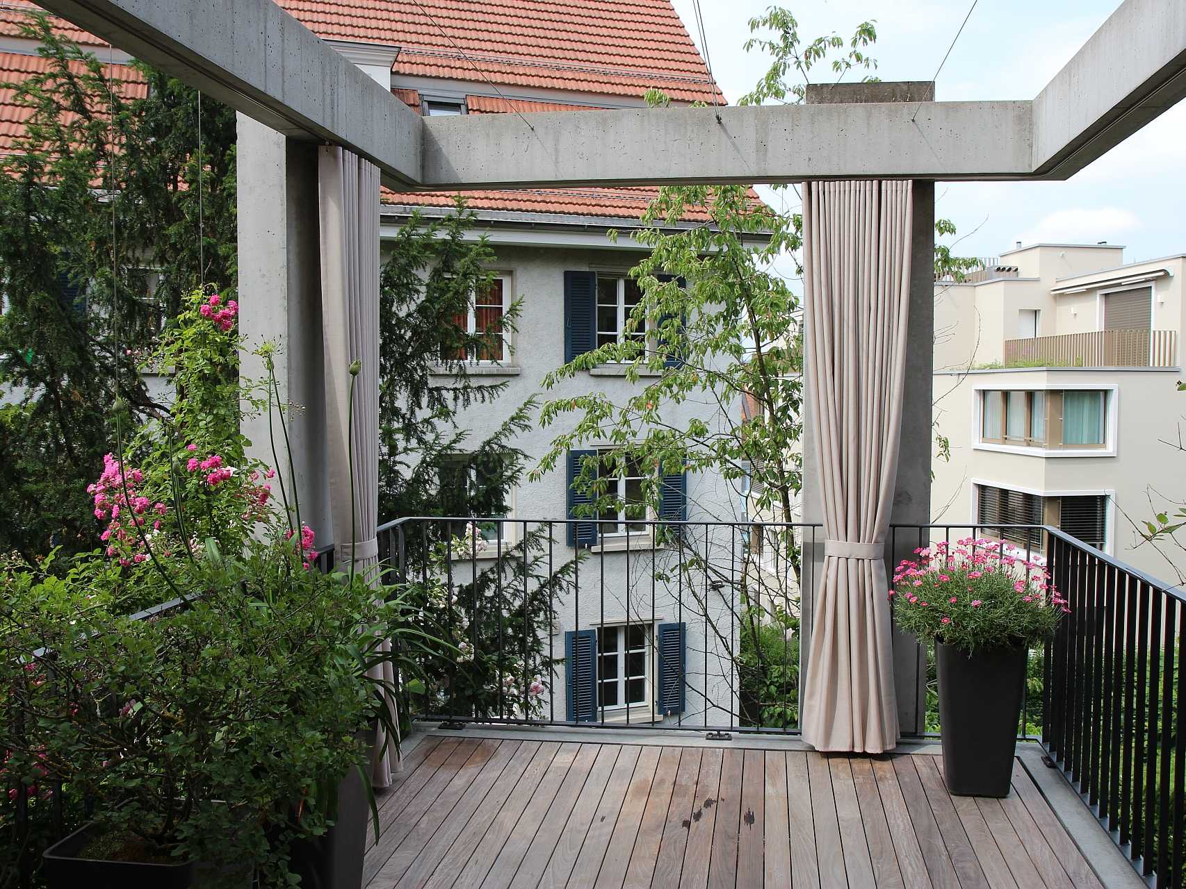 Image from Outdoor album